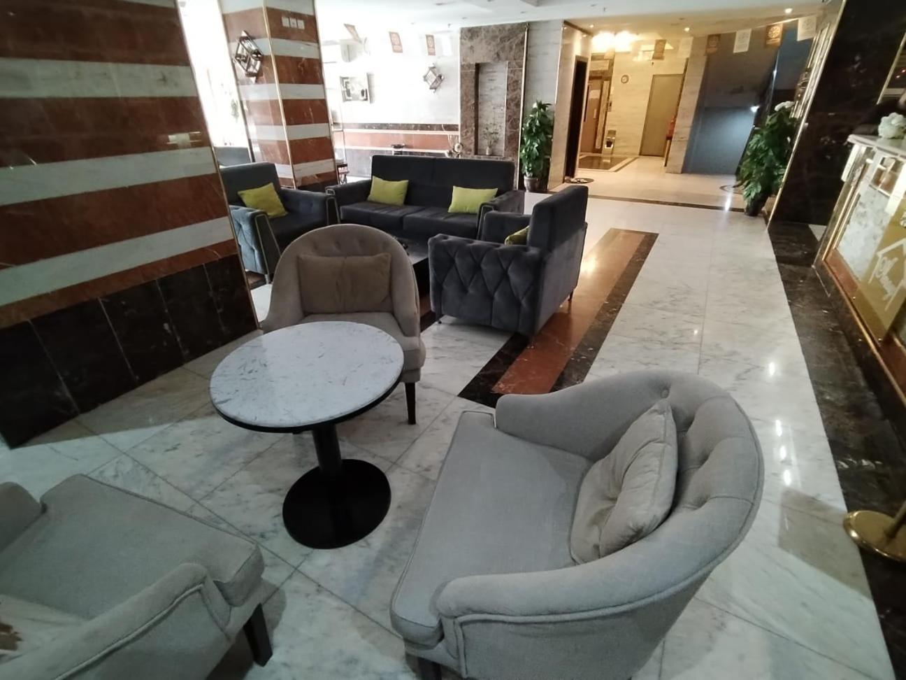 فندق الفرسان المتحدة فرع الفيصلية Jeddah